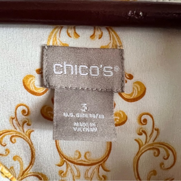 Chico’s Placed Scroll-Print Tunic Top Size 3 or XL - Picture 5 of 12